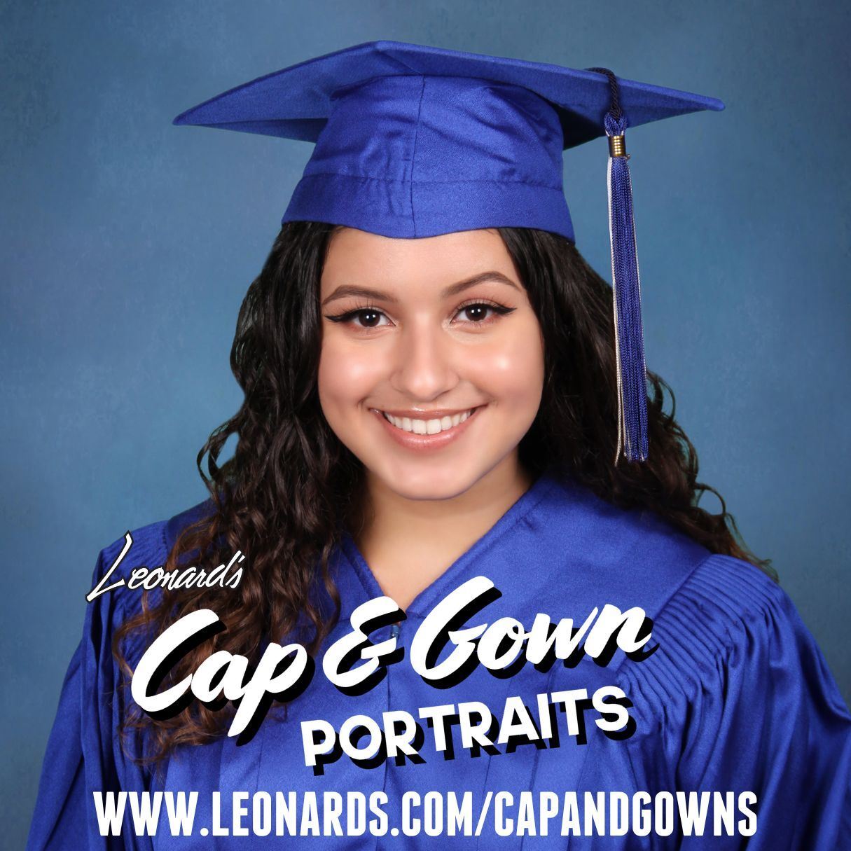  _CAP_GOWN_SOCIALMEDIA