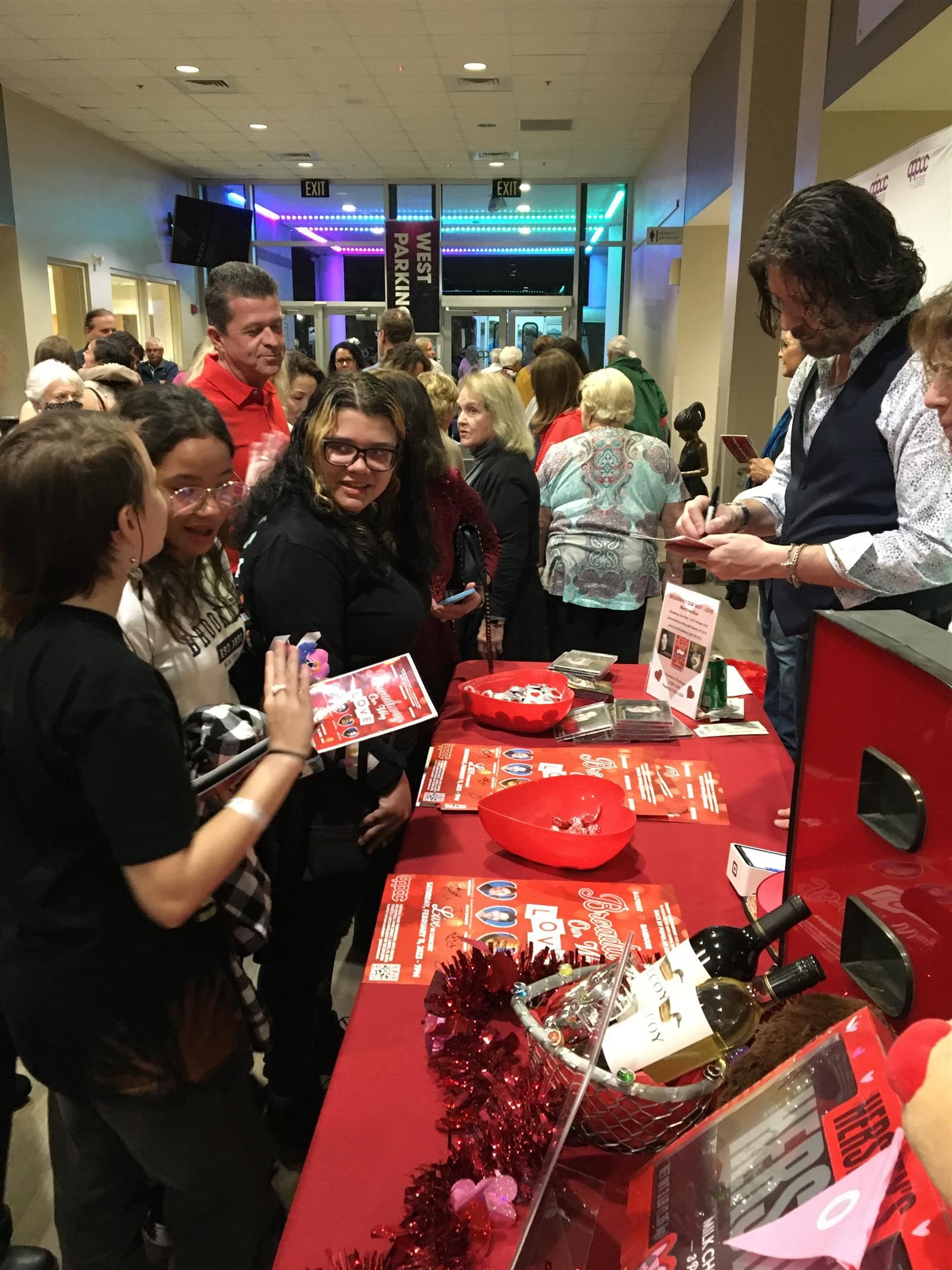  PPHS Drama students getting autographs
