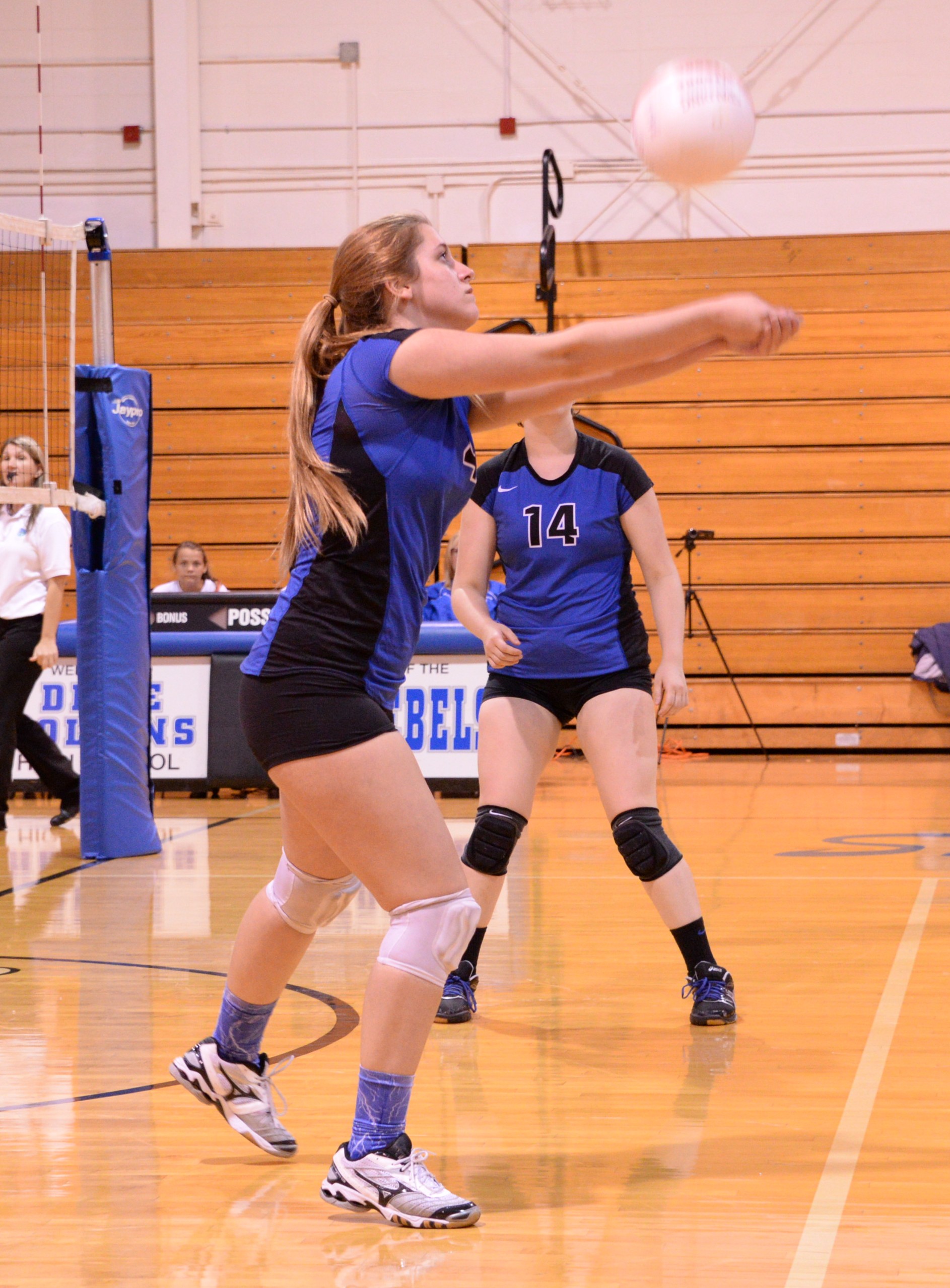 VOLLEYBALL1