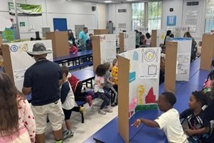  Kindergarten scholars show off their projects