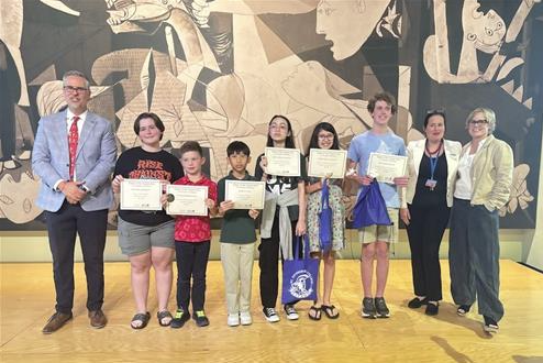  Art students holding awards