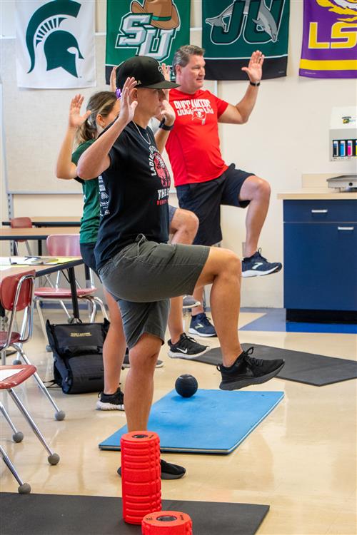 TB12 Head Body Coach Bryan Hart trains middle school and high school coaches/teachers on the TB12 Method.