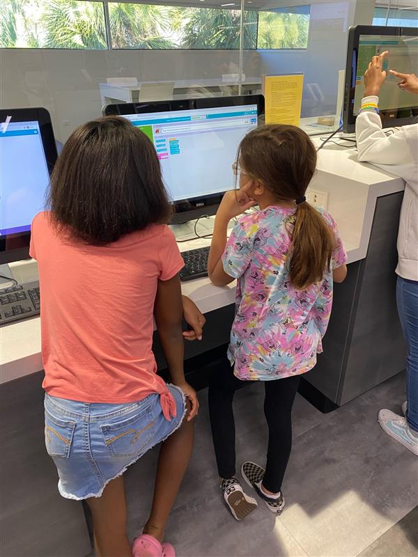Girls Who Code