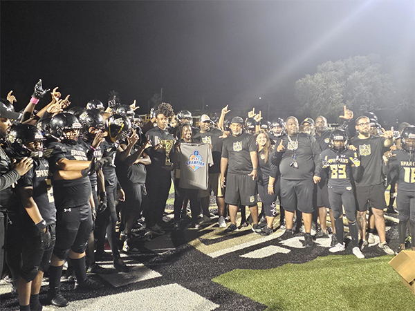 Lakewood High School Varsity 2 Football Team won the Pinellas County Athletic Conference (PCAC) and are the district champions for PCSB.