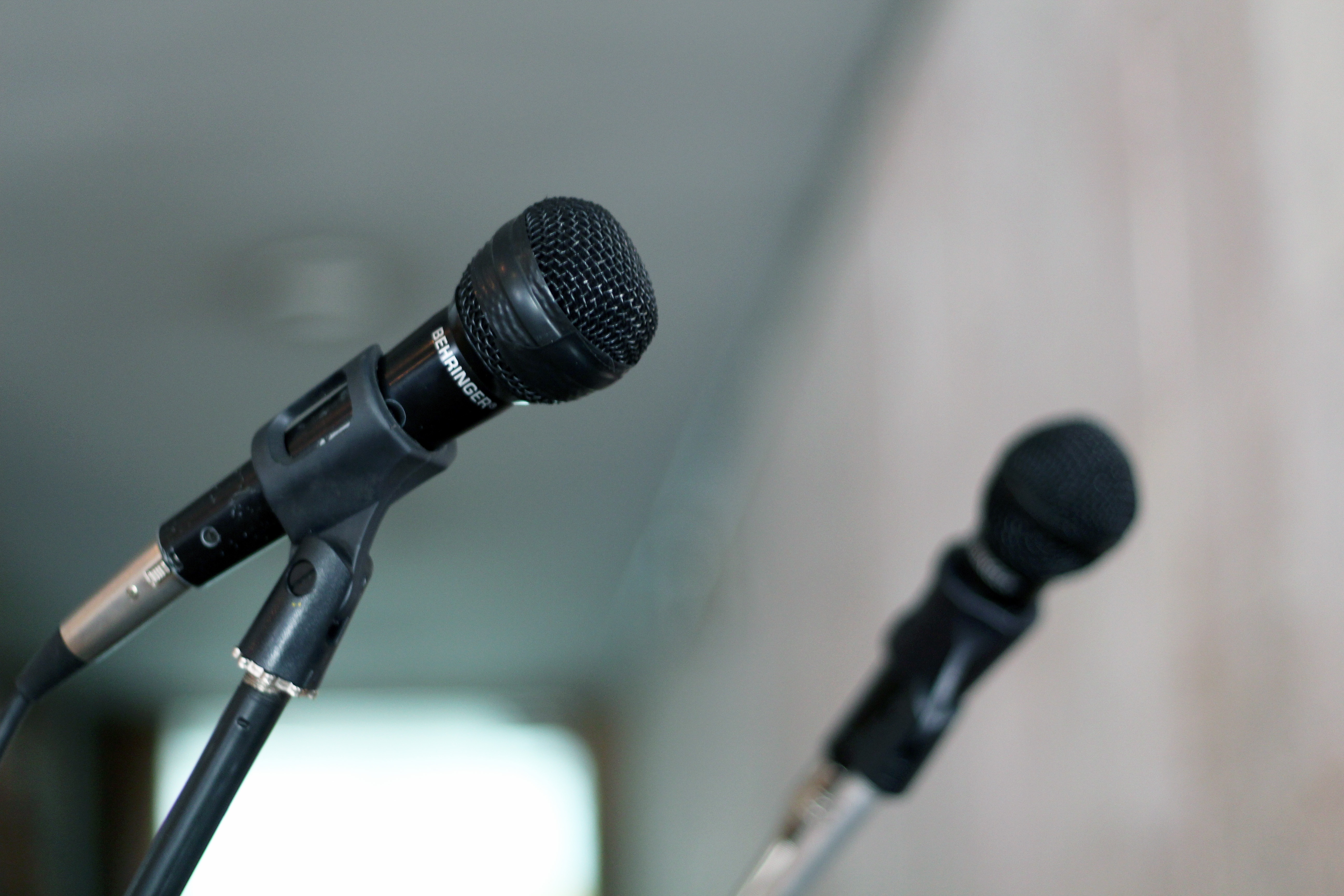 Karoke Night Mics Karoke Night Mics